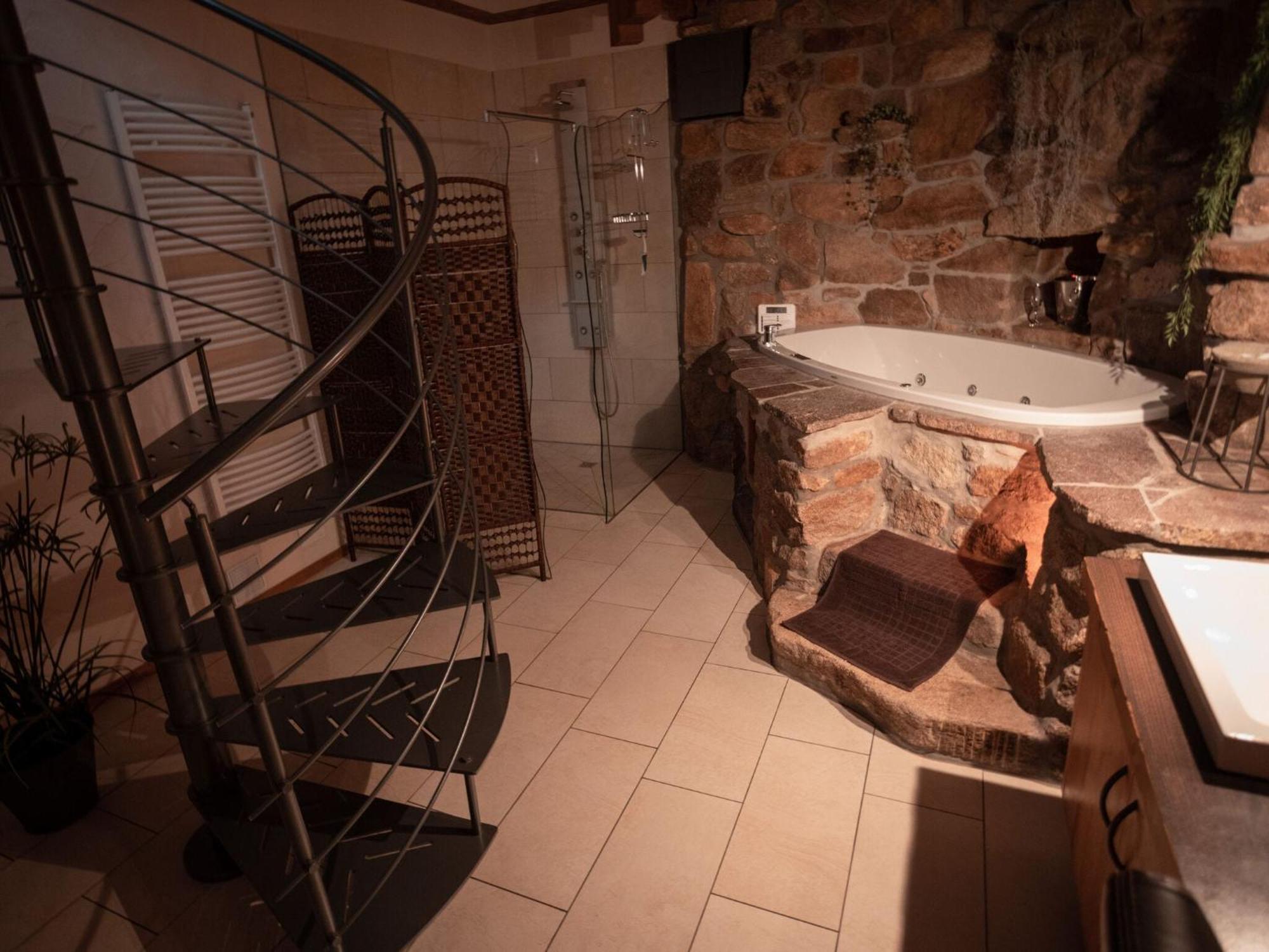 Holiday Home With Whirlpool And Sauna In Фихтах Экстерьер фото
